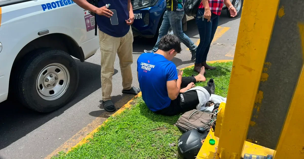 Choque entre dos motocicletas en Colosio deja un lesionado