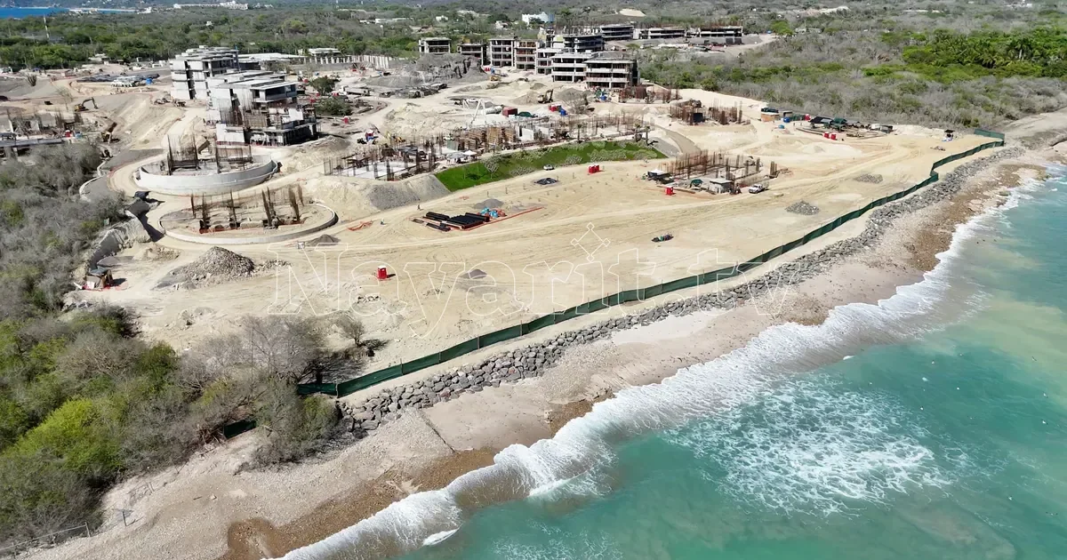 Semarnat revoca concesión en Playa Las Cocinas por obras no autorizadas