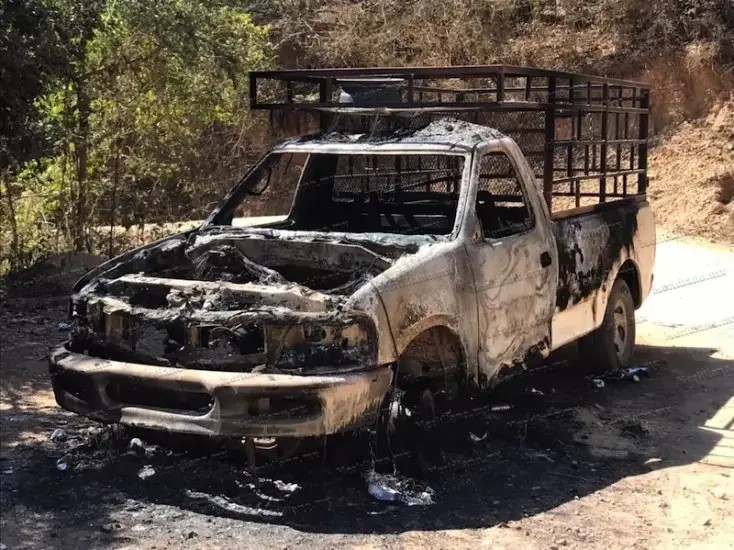¡se quemó  camioneta!