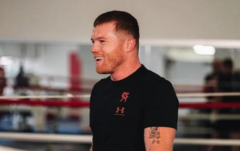 El \"Canelo\" Álvarez demanda a Oscar de la Hoya y a DAZN por incumplimiento de contrato