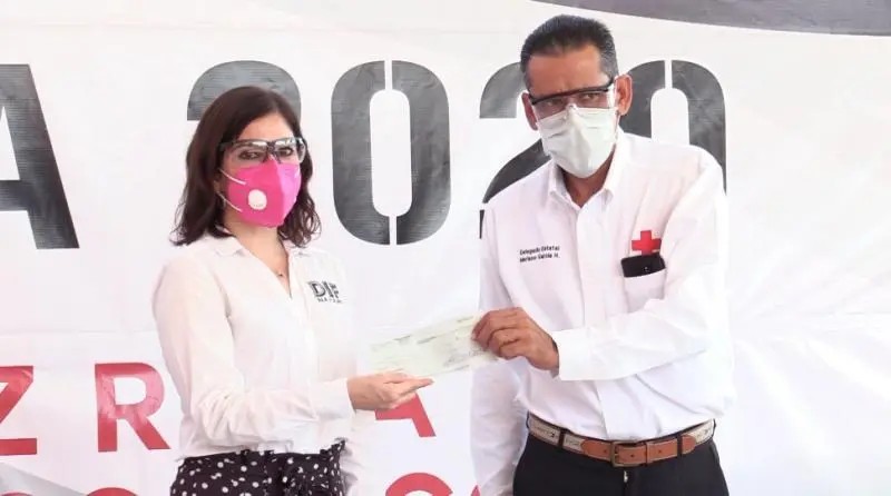 Nayarit. Entrega Gobierno del Estado primer donativo a la Colecta 2020 de la Cruz Roja