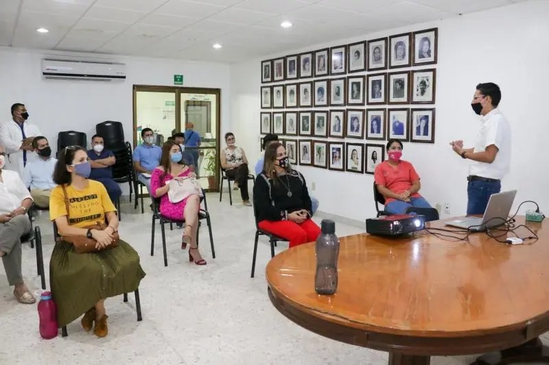 Comparte DIF Charla  \"Dejarlos ir con Amor\"