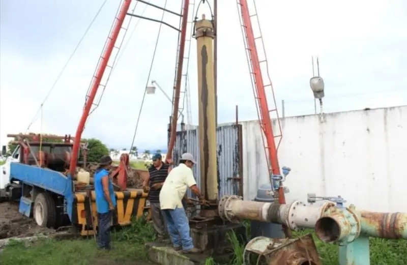 Tepic. Restablecen servicio de agua potable en colonias de la zona de Canteras