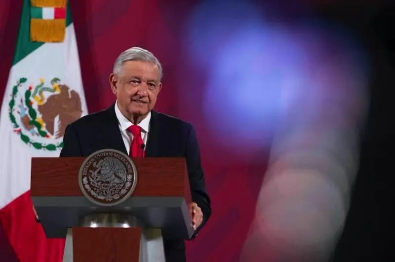 AMLO prepara reforma para que trabajadores reciban directo créditos de Infonavit y Fovissste