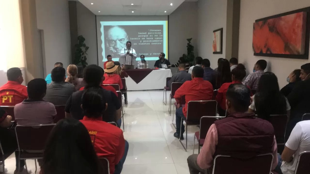 Celebra Fugio Ortiz interés de los jóvenes en la política