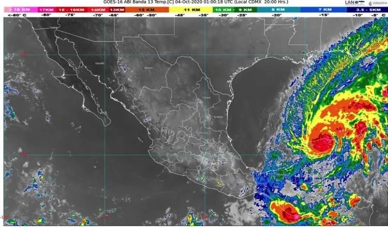 México. Tormenta \"Gamma\" toca tierra en Tulum; Dejará lluvias extraordinarias