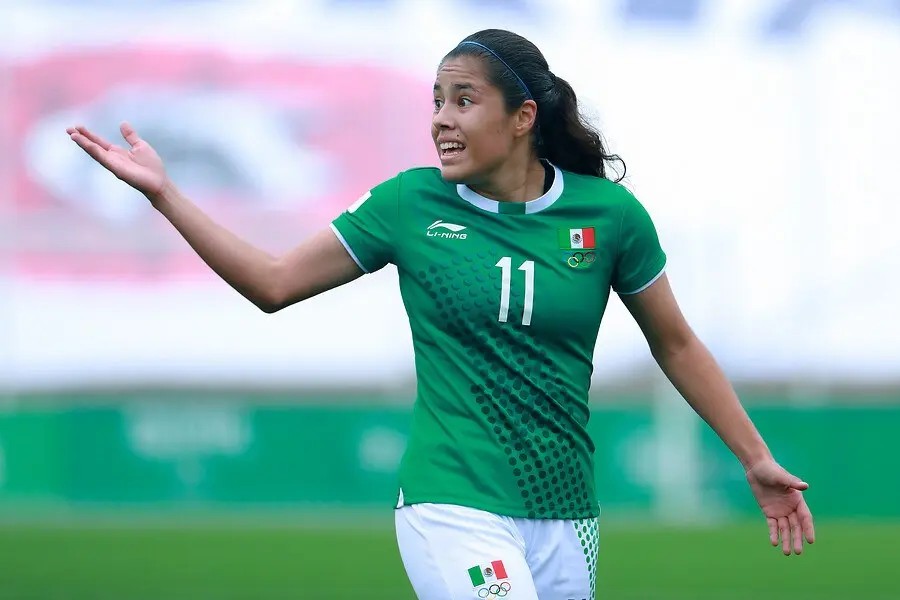 Lizbeth Ovalle no le cierra las puertas a jugar en el extranjero