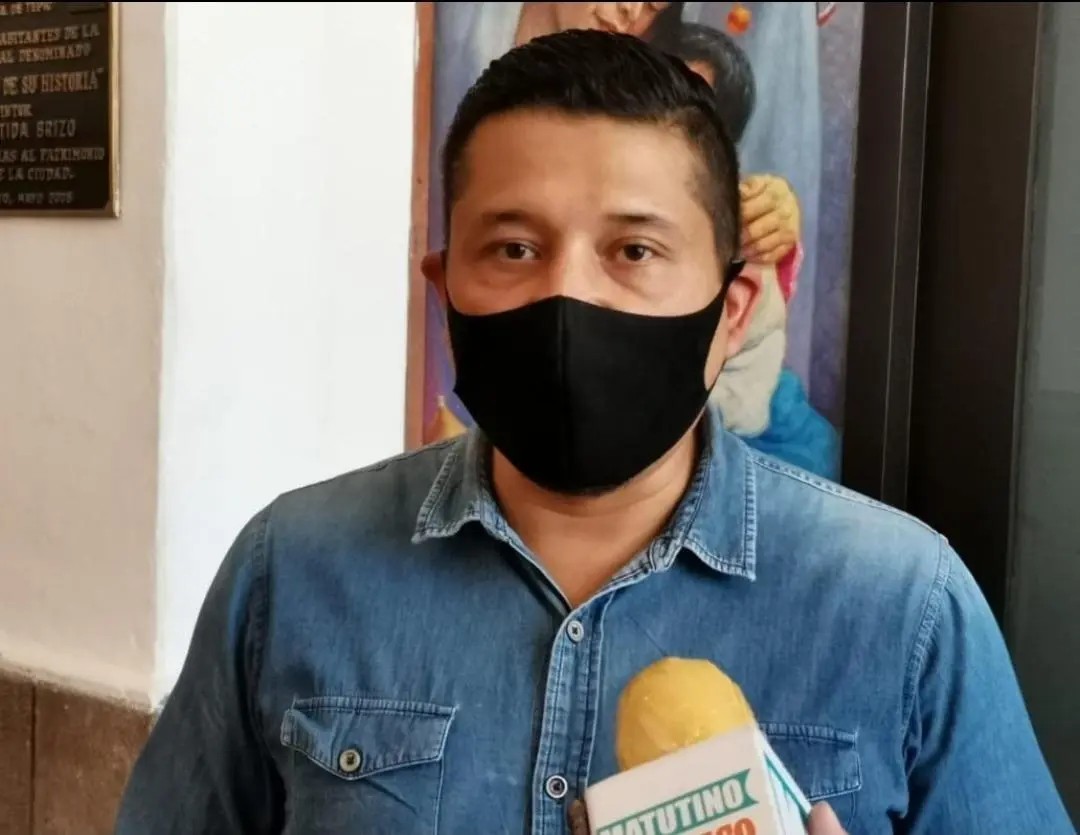 SIAPA Tepic trabaja en la solución de fuga de agua en Las Canteras