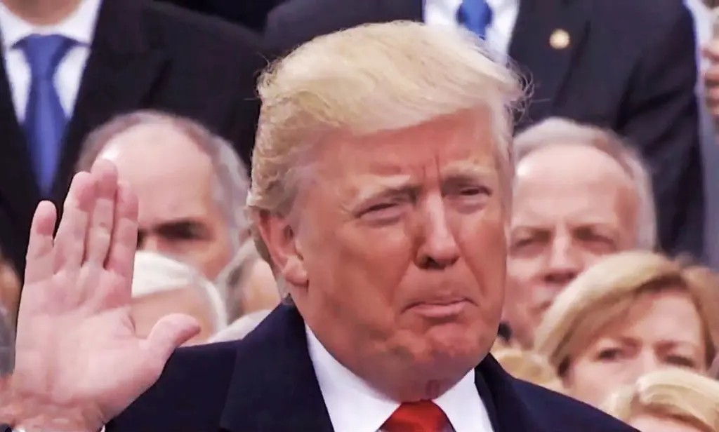 Gestión de Donald Trump frente al Covid-19 provoca desaprobación entre los votantes