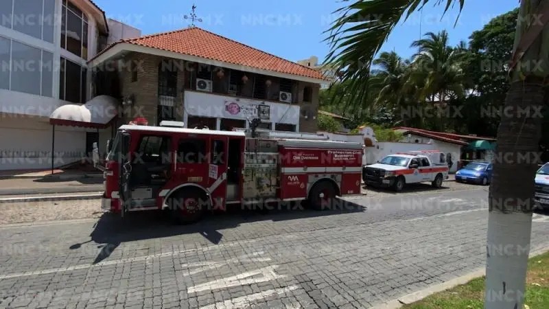 Puerto Vallarta. Arde restaurante el \"Dragón Chino\"