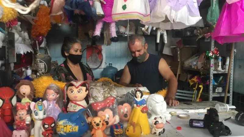 Tepic. Fabricantes de piñatas apenas sobreviven a la pandemia