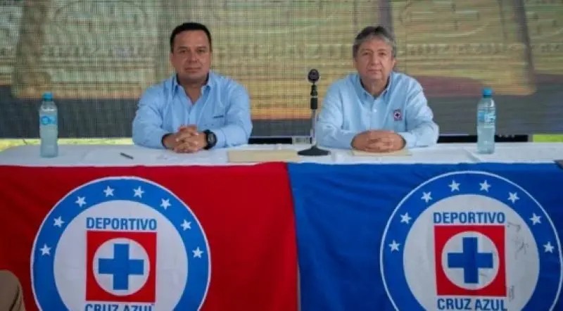 Disidentes tras renuncia de Billy Álvarez: \"Es un nuevo comienzo tras años de corrupción\"