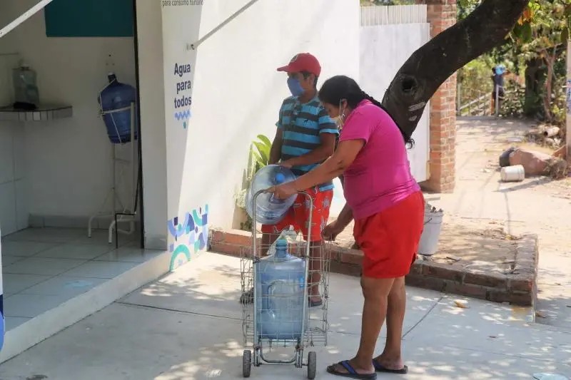 Llenan Vallartenses más de 219 mil Garrafones Gratuitos