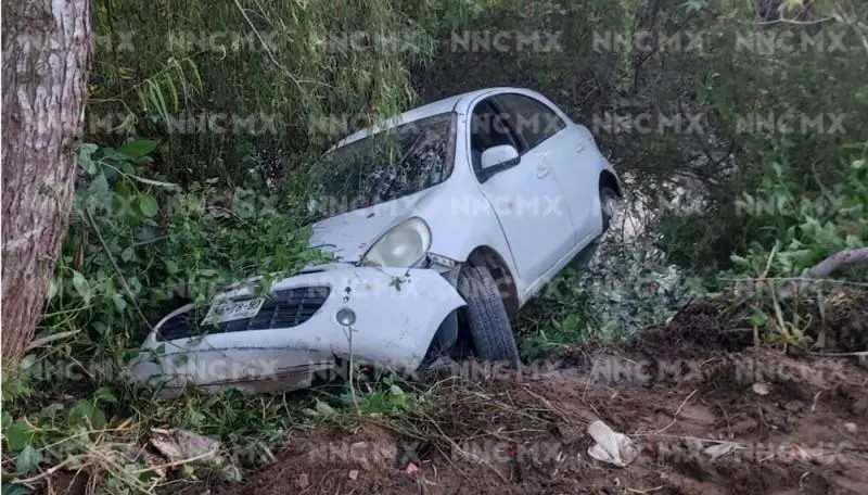 Se registra volcadura cerca del centro de convenciones