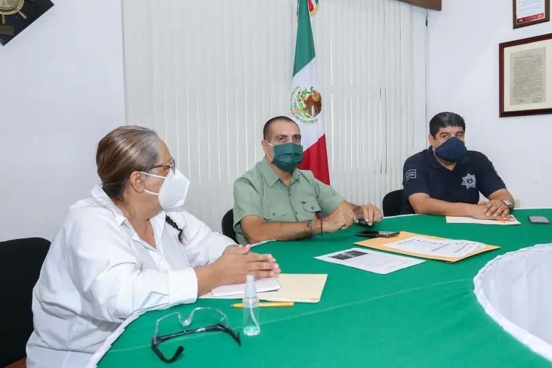 Participa Alcalde Dávalos en Foro
