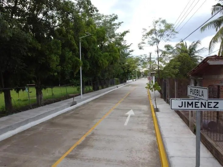 Agradecen Habitantes las Nuevas Vialidades