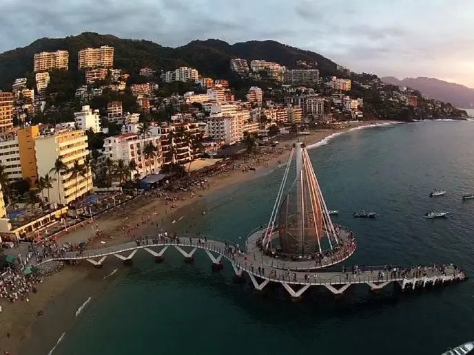 Confianza ofrece Puerto Vallarta a sus Visitantes