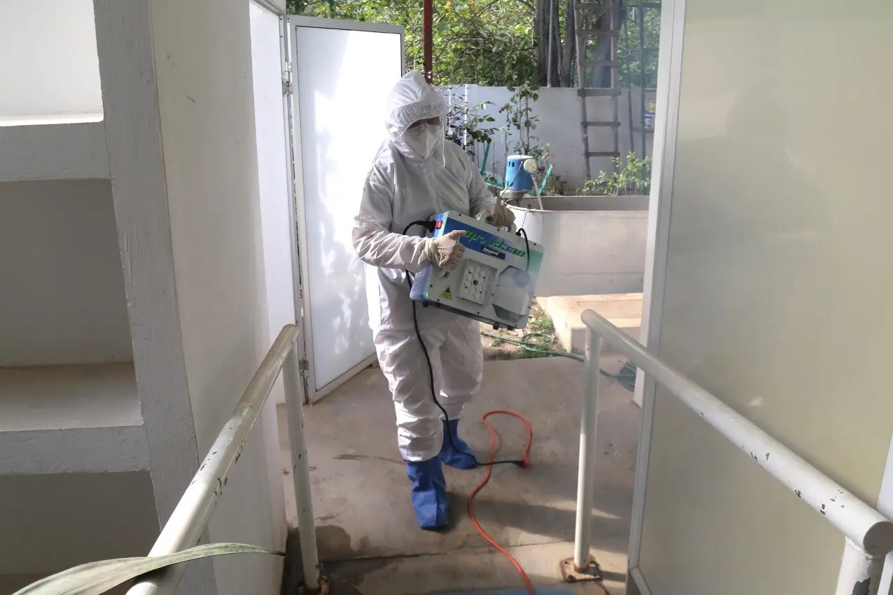 Continúa sanitización en dependencias municipales