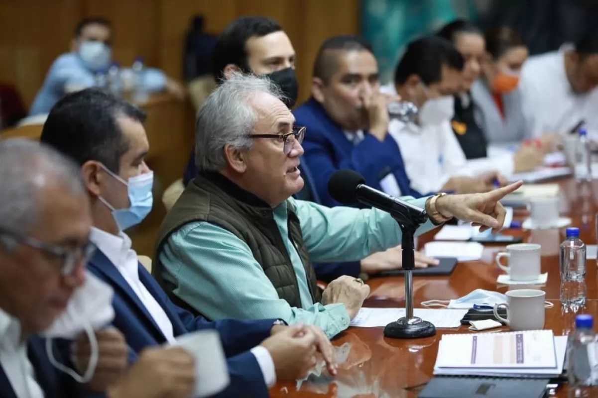 Acude Juan Echeagaray Becerra a dialogar con diputados locales