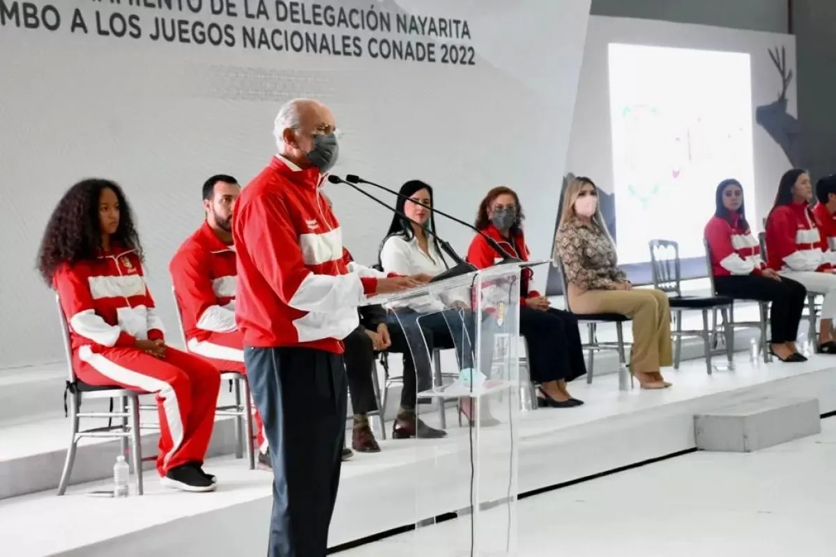 Abandera Navarro Quintero a la delegación nayarita que participará en los Juegos Nacionales CONADE 2022