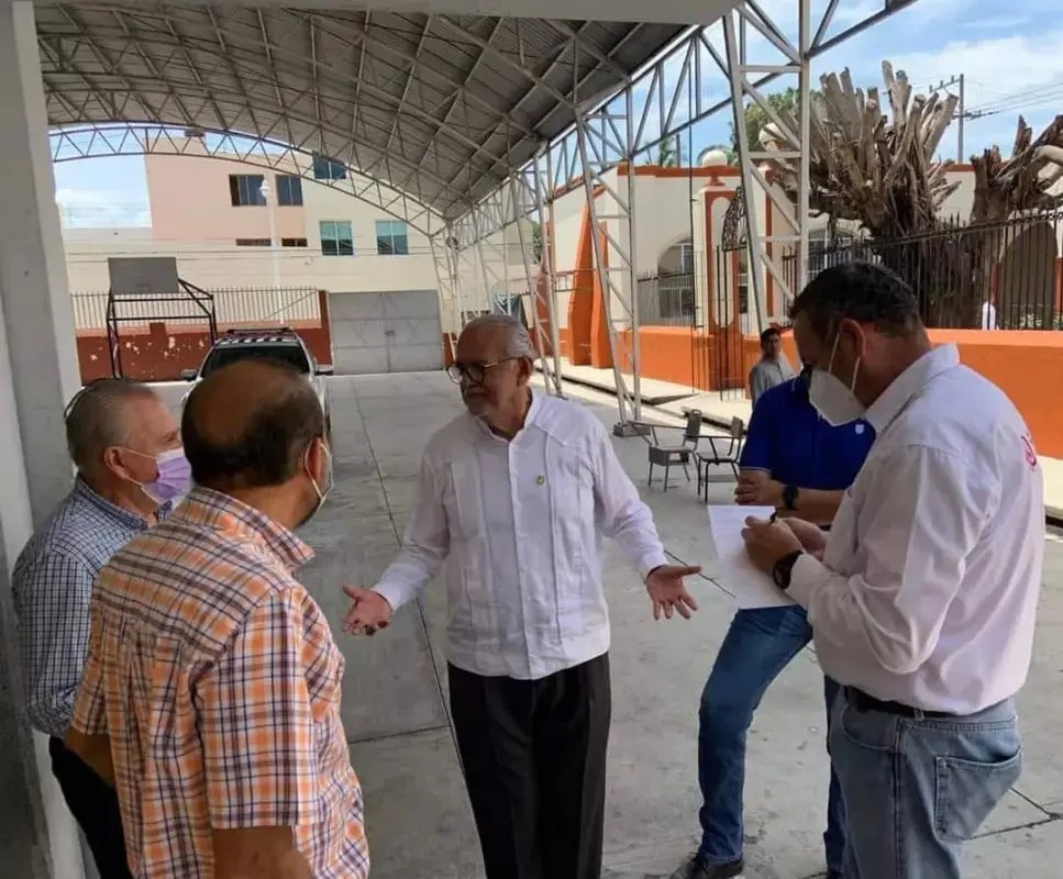 Con trabajo en equipo, se solventarán carencias de la escuela Fernando Montaño