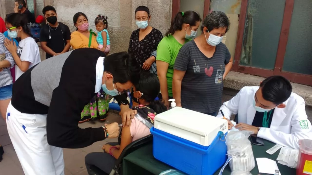 Niegan escasez de vacuna contra la influenza en Nayarit