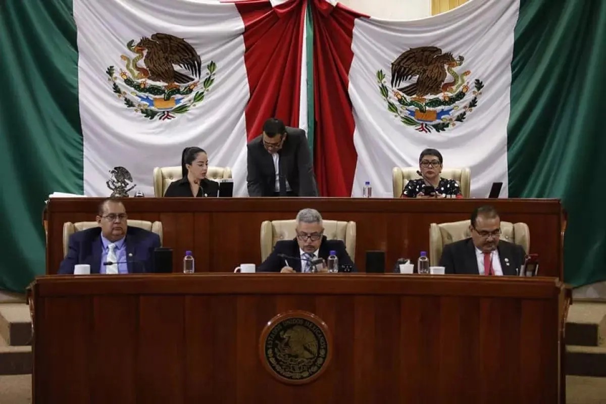 Comienzan comparecencias de funcionarias y funcionarios estatales