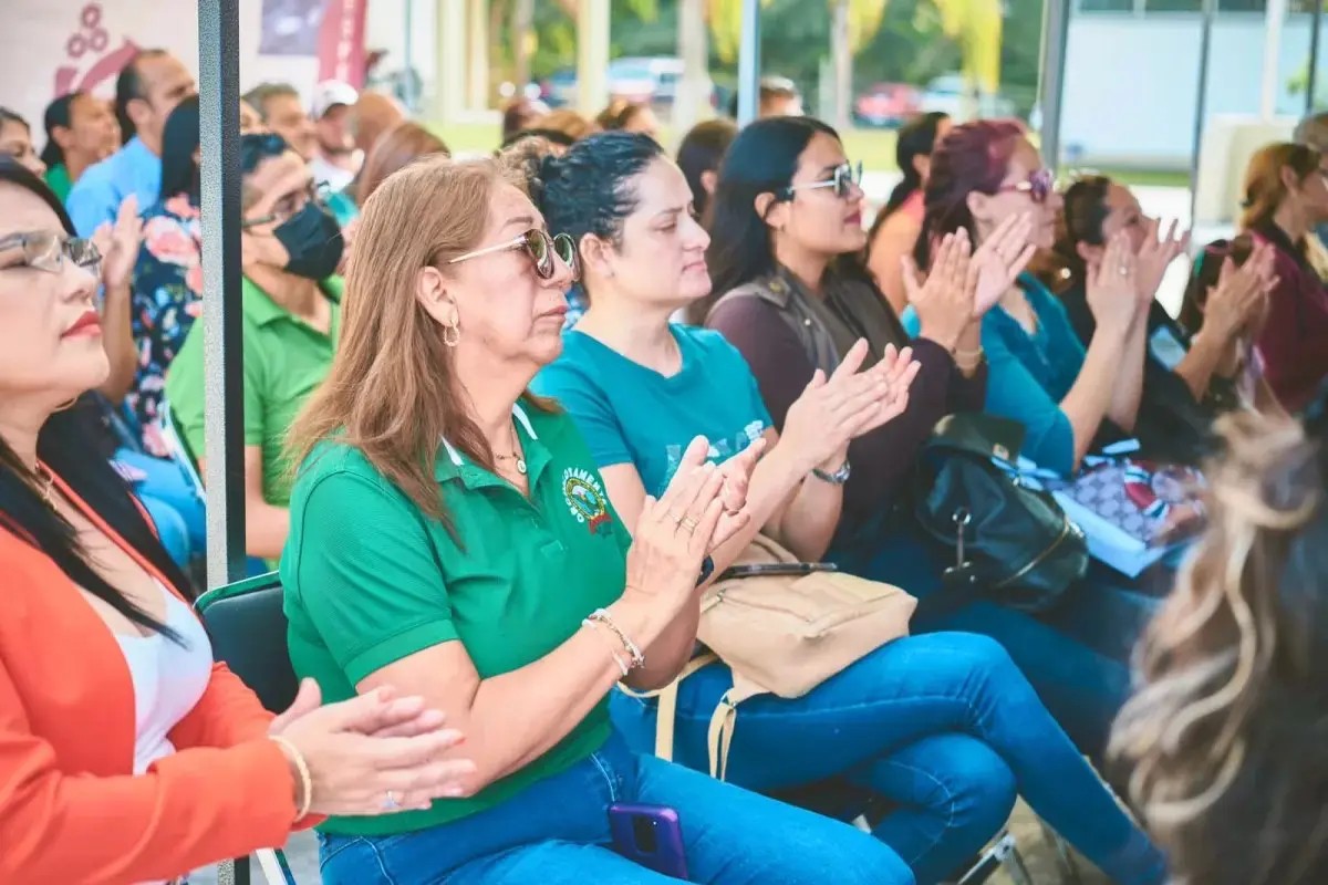 Respalda DIF Nayarit el crecimiento profesional de las mujeres