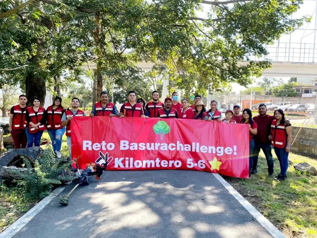 Brigada Reto Basura Challenge Nayarit se suma al rescate del parque lineal de Tepic