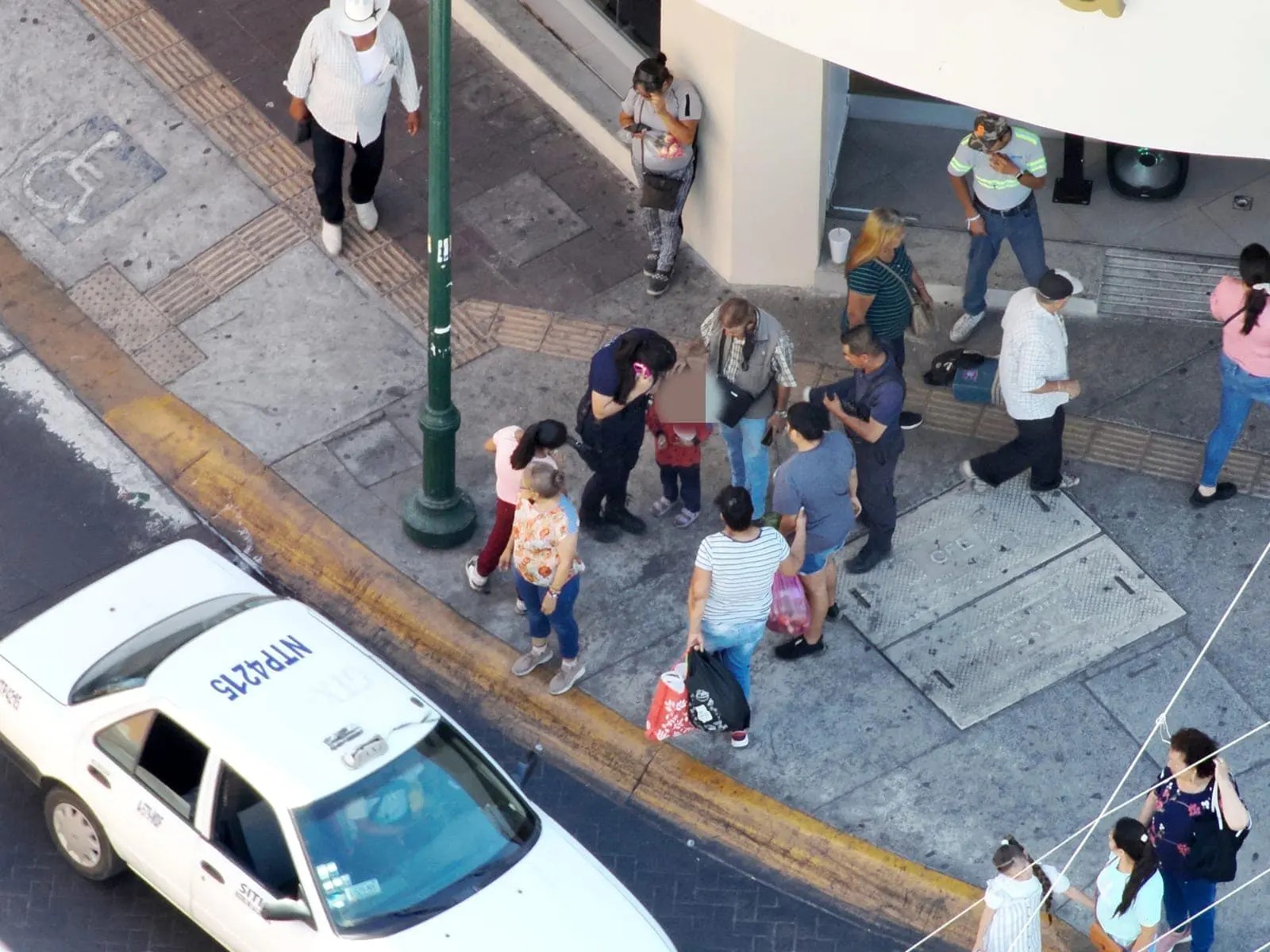 Encuentran drones a menor extraviada en el centro de Tepic