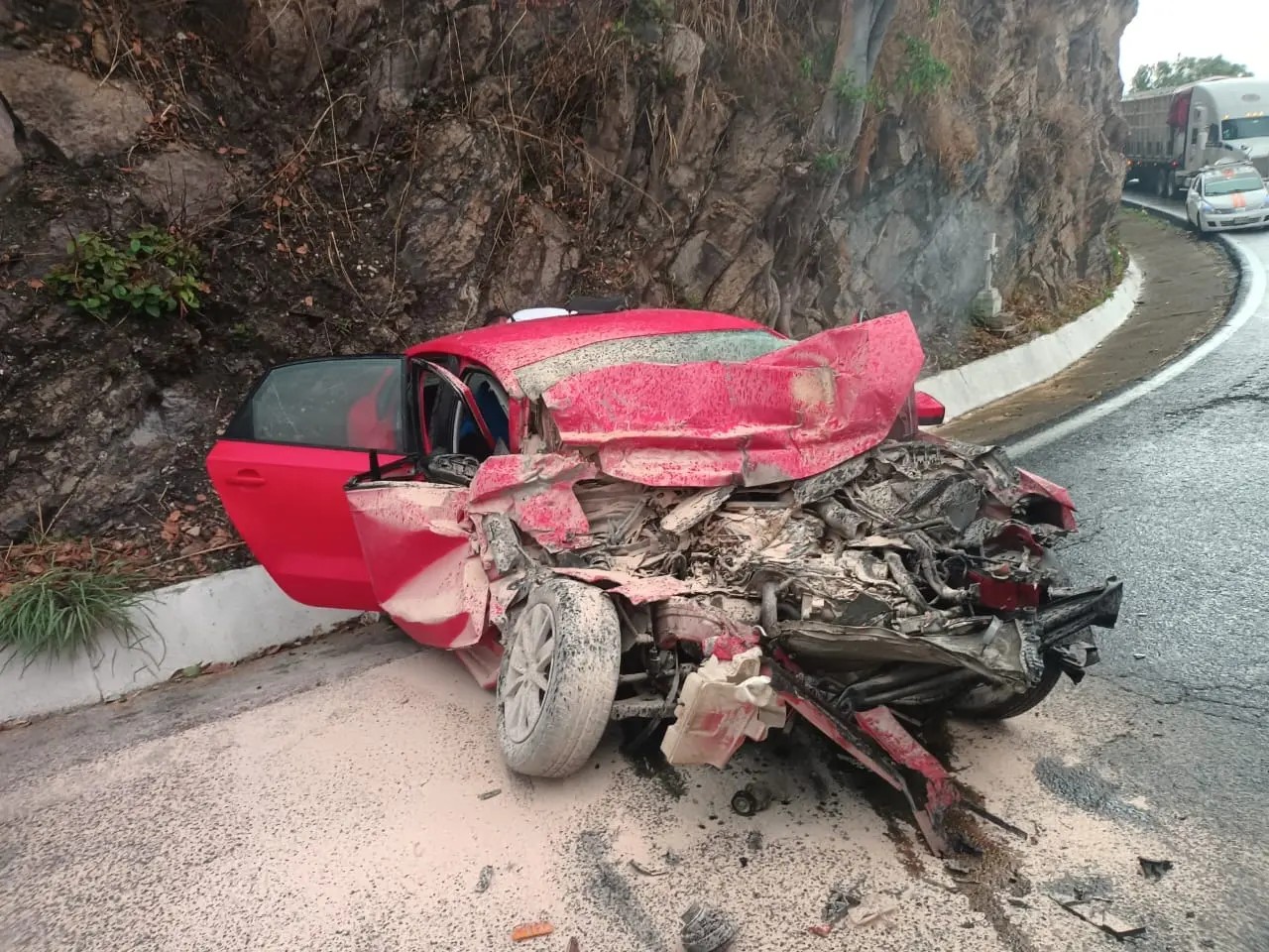 Joven pierde la vida en un trágico accidente vial