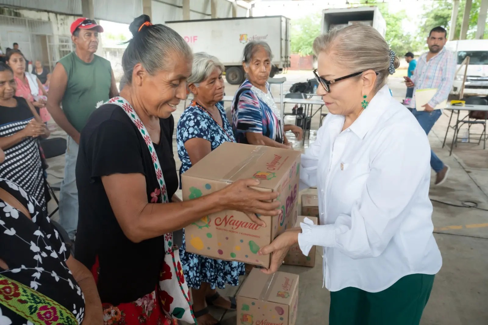 Familias de Rosamorada agradecen por apoyos directos del DIF Nayarit