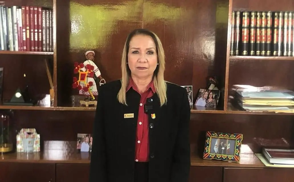 Sancionarán a directores de escuelas de Educación Básica que condicionen entrega de documentos oficiales