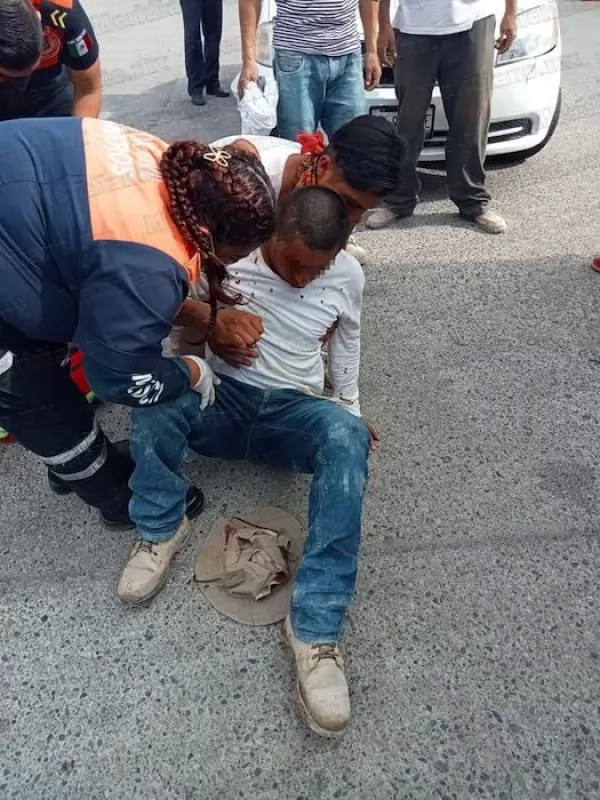 ¡taxi de badeba atropelló  a un hombre en las juntas!