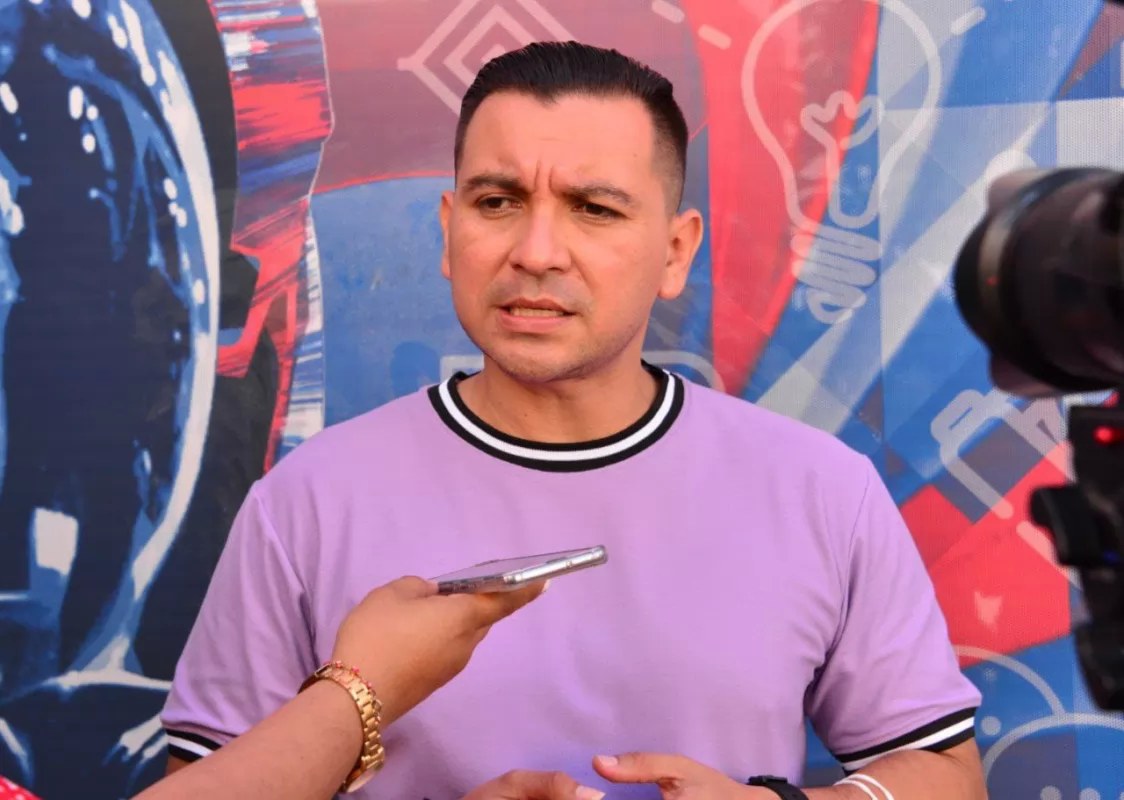 La universidad tiene que cambiar para bien: FEUAN