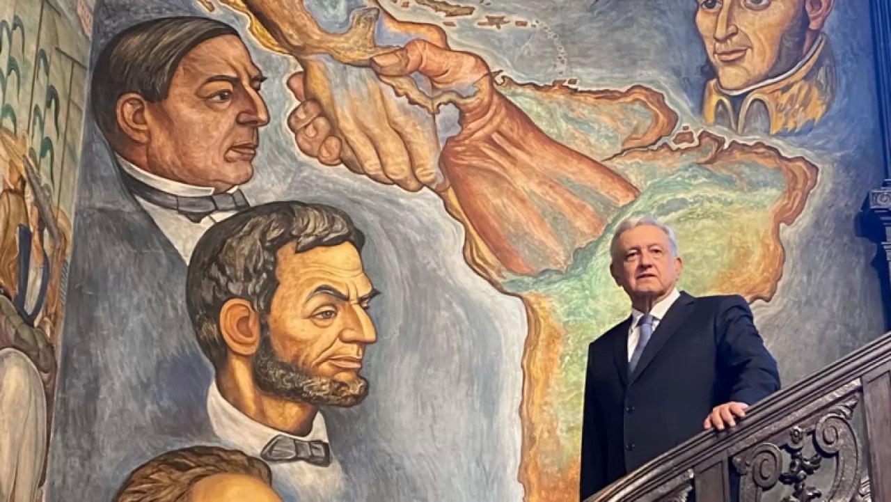 Regresa AMLO para celebrar la Revolución Mexicana