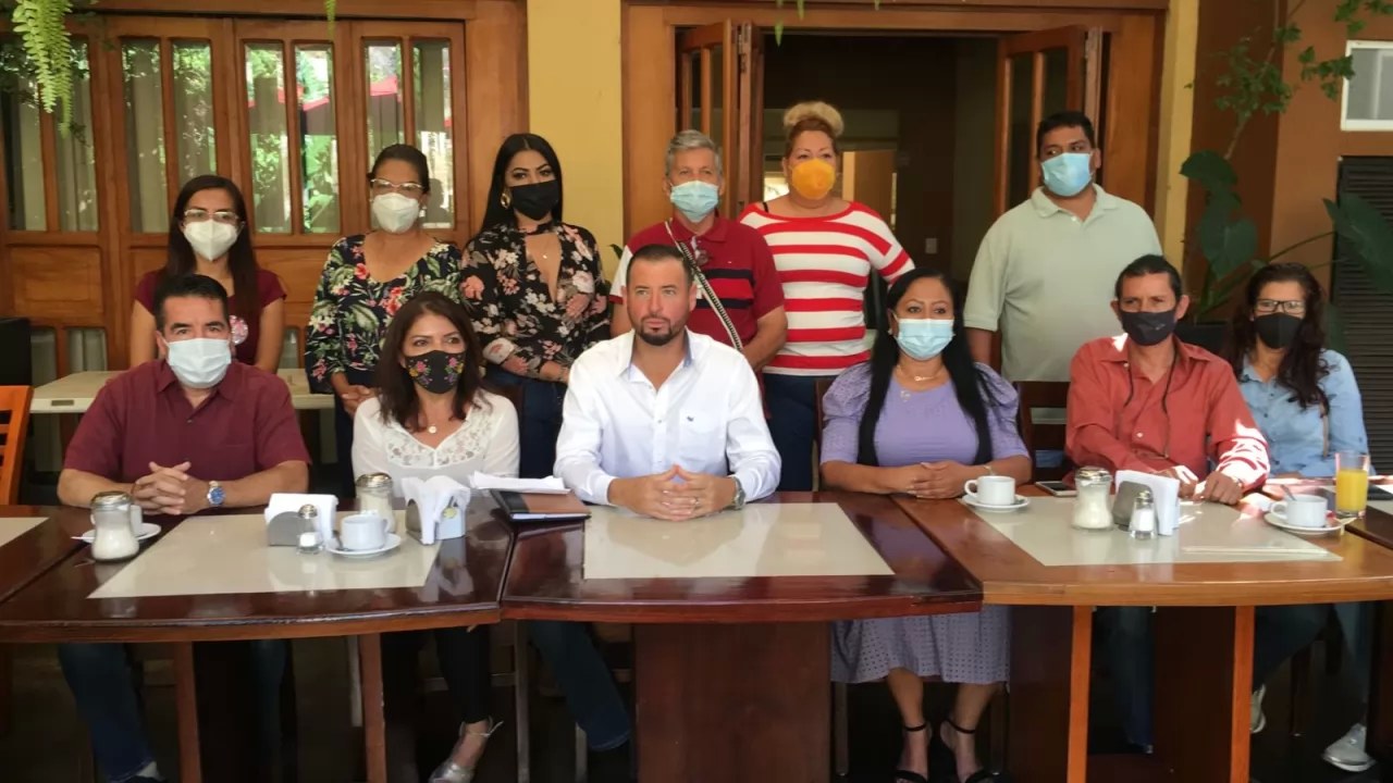 Exigen al Ayuntamiento de Tepic \"no lucrar con la ciudadanía\"