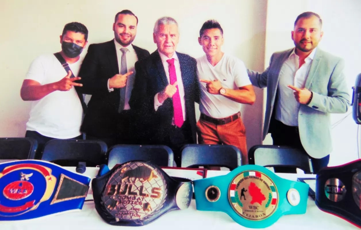 Va Tomás Muñoz por la reelección con planilla de lujo