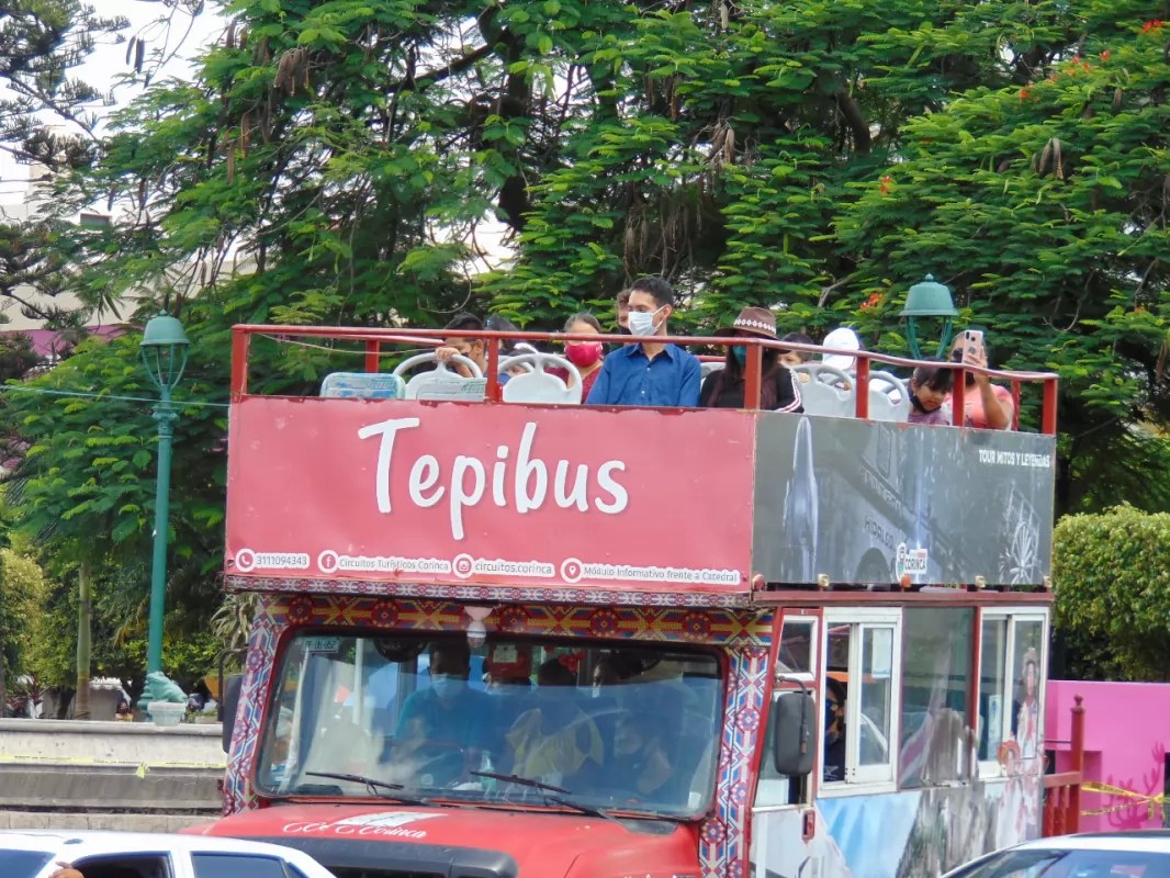 “Secretaria de Movilidad es quien tiene que sacar de circulación el Turibus privado”: Castellón