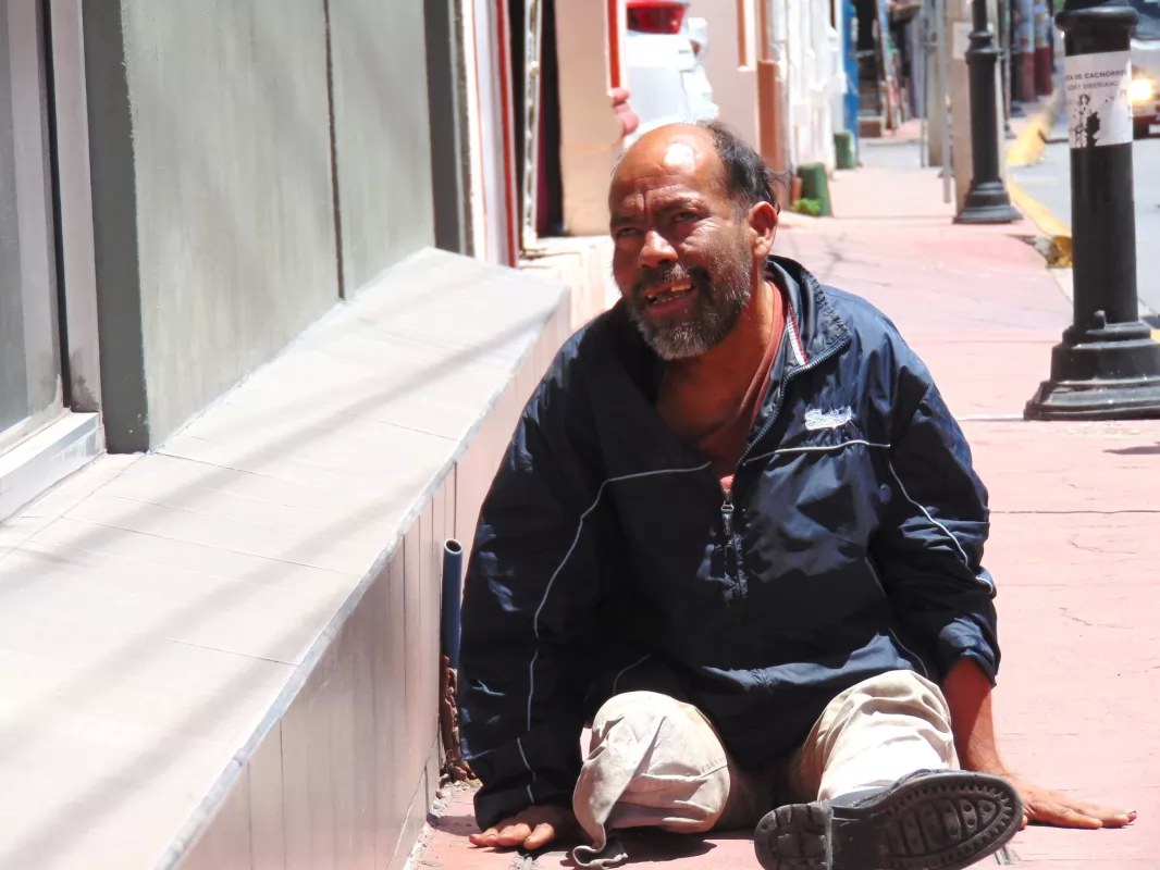 \"Cuando inhalaba pegamento sentía que volaba recio y despacio\": La historia de \"Furia Ciega\"