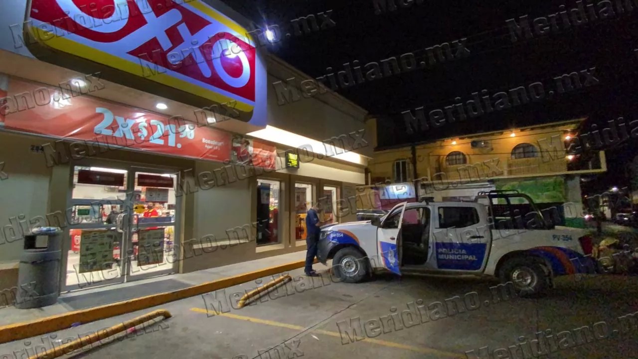 ¡asaltaron cuatro oxxos!