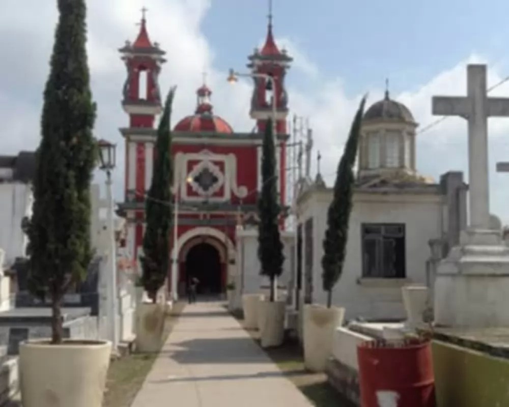 Abiertos lo panteones el día del padre