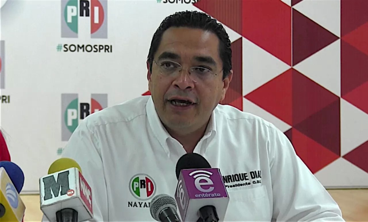 No tienen calidad moral para pedir mi destitución: Enrique Díaz