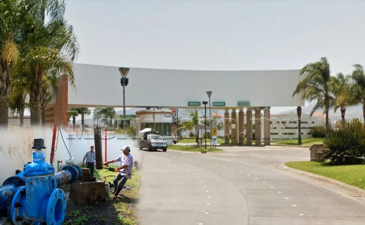 Se queda sin agua residencial Bonaterra