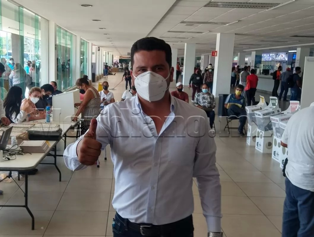 Reporta Nacho Flores compra de votos en Nayarit