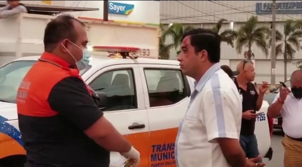 ¡se accidentó en una ram prestada!