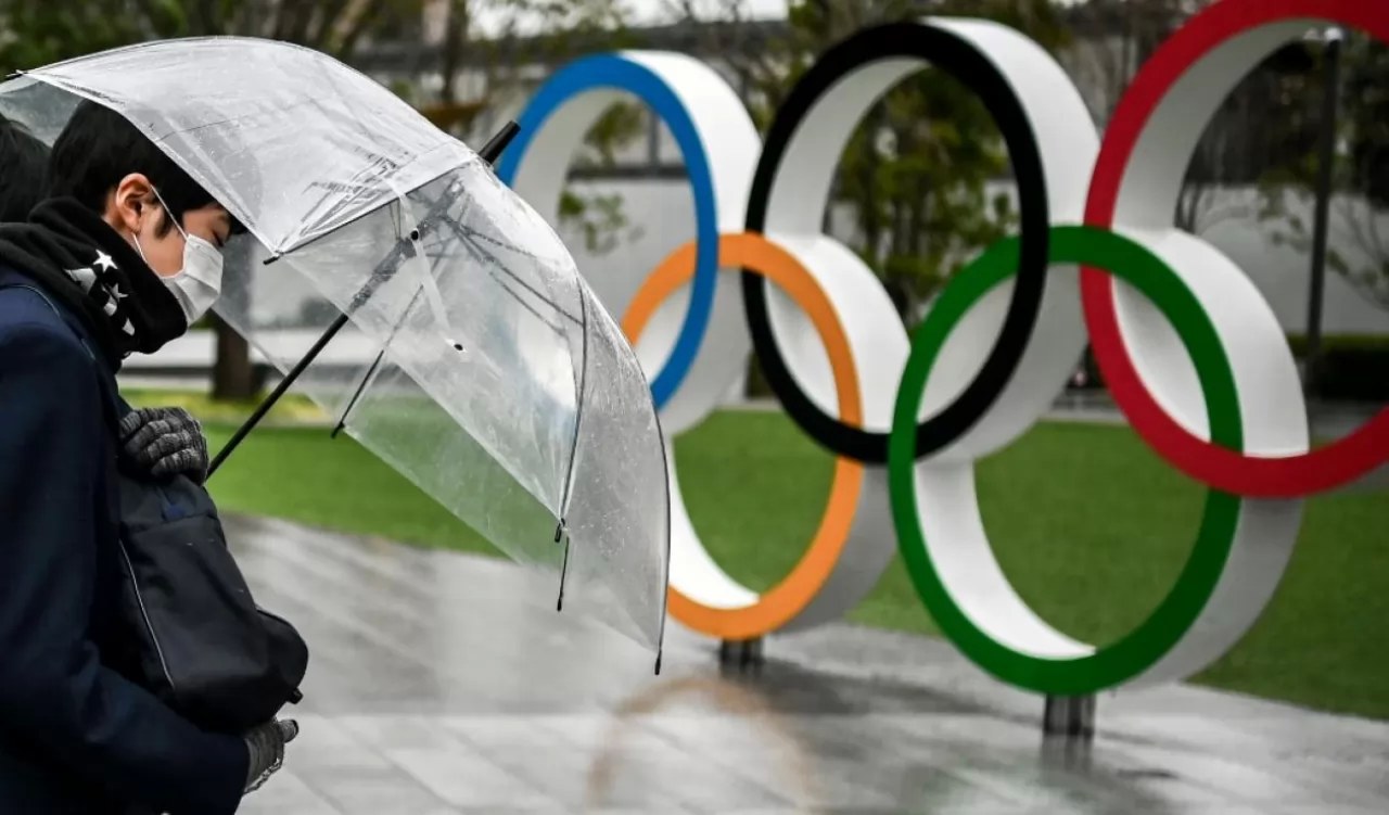 Los médicos de Japón alertan sobre el riesgo de una nueva cepa de COVID-19 en los Juegos