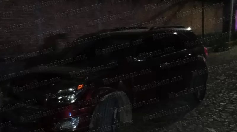 Pareja son lesionados con navaja y al huir de los agresores terminan chocando en la colonia Puerta de la Laguna