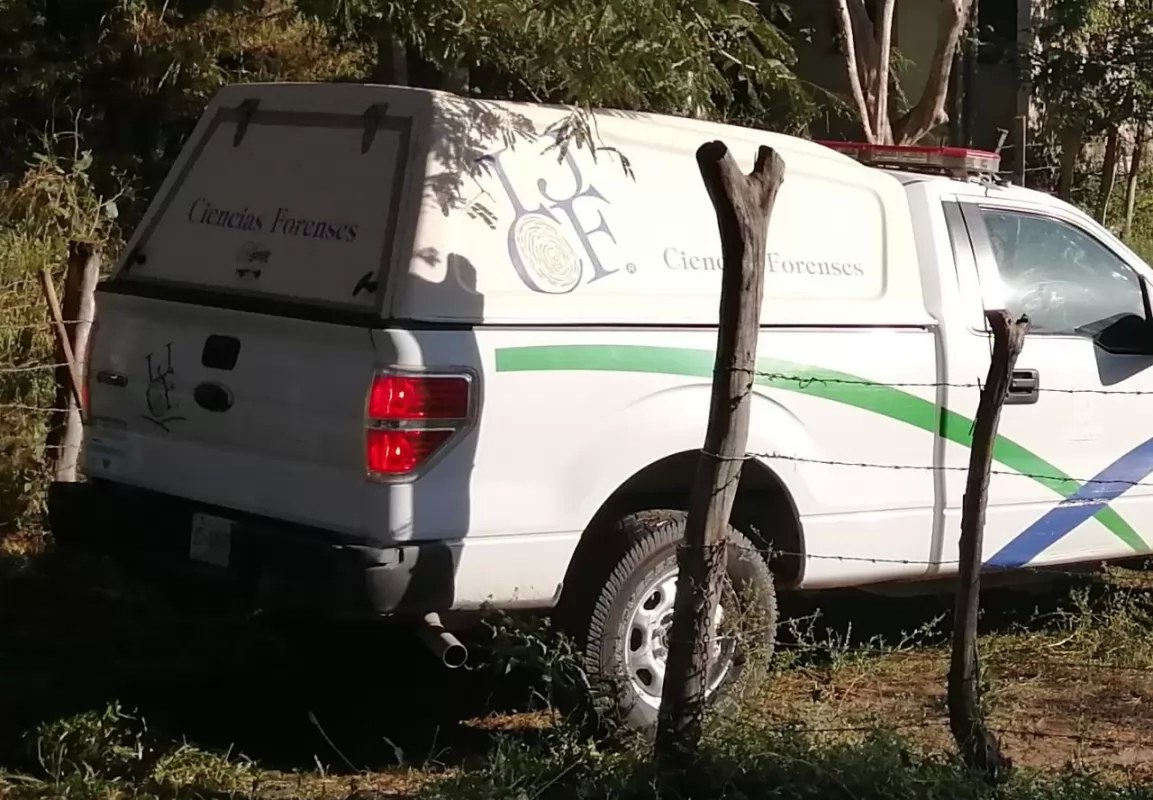 ¡hallaron un muerto!