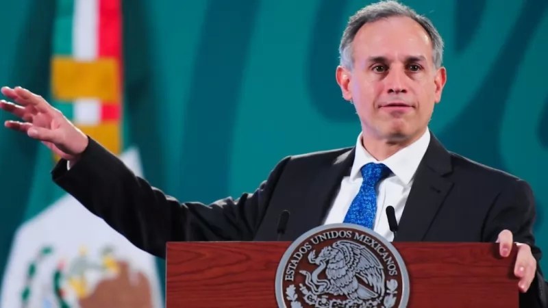 Se vacunarán a médicos privados con censo: Hugo López-Gatell